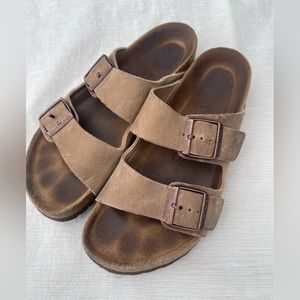 Tan Birkenstocks Sandals Arizona Leather Taupe Size 8/39